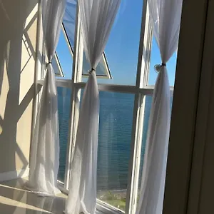Large Luxurious Front At Bayfront Apartment Portmore